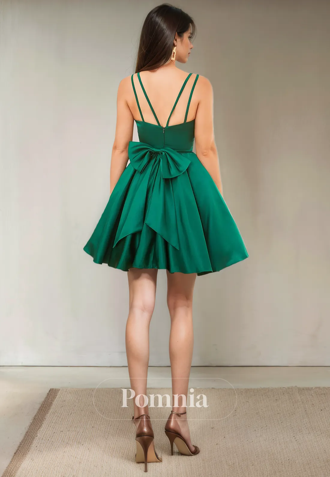 A-Line Straps V-Neck Empire-Waist Sleeveless Satin Pleated Short Homecoming Dress