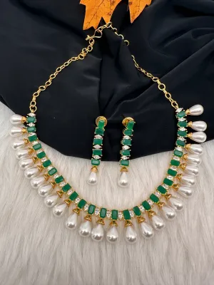 AD Color Stone Pearls Neckline Short Necklace