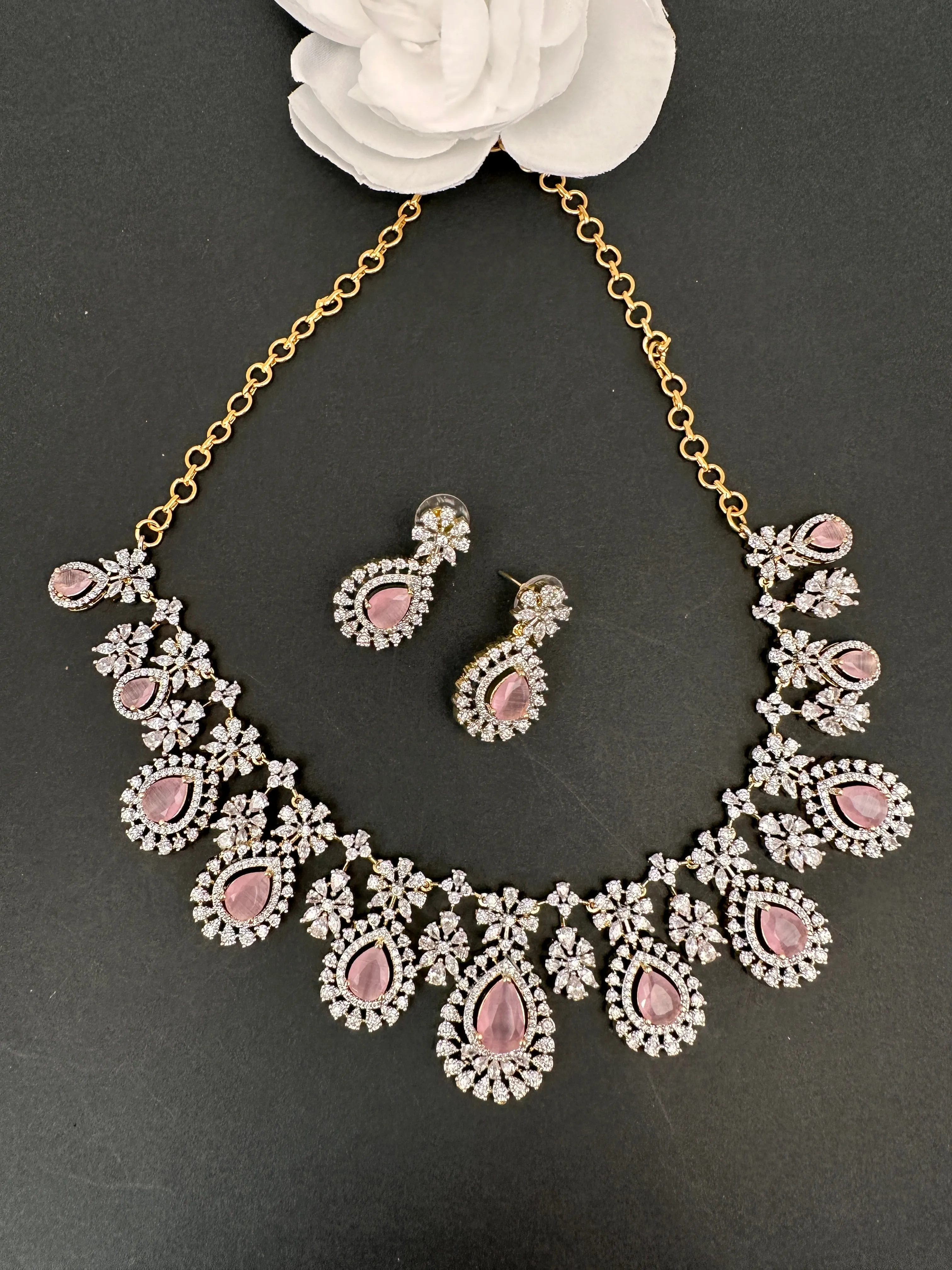 AD Color Stone Short Necklace