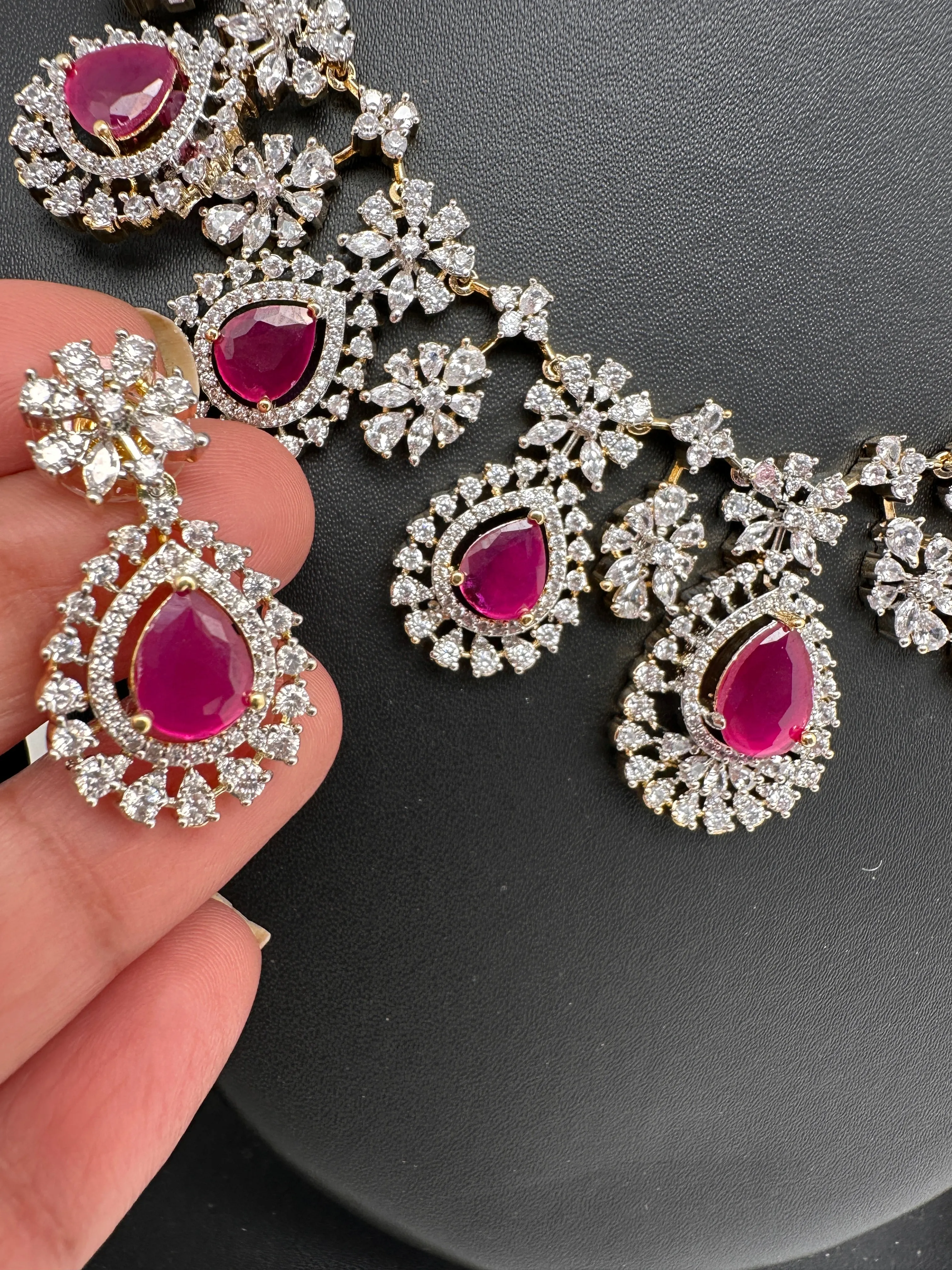 AD Color Stone Short Necklace