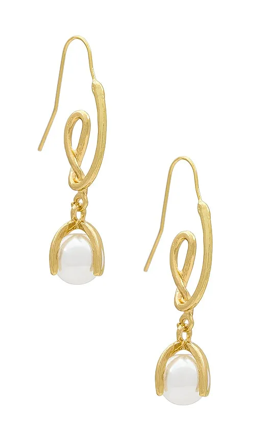 Amber Sceats x REVOLVE Lily Earring in Metallic Gold