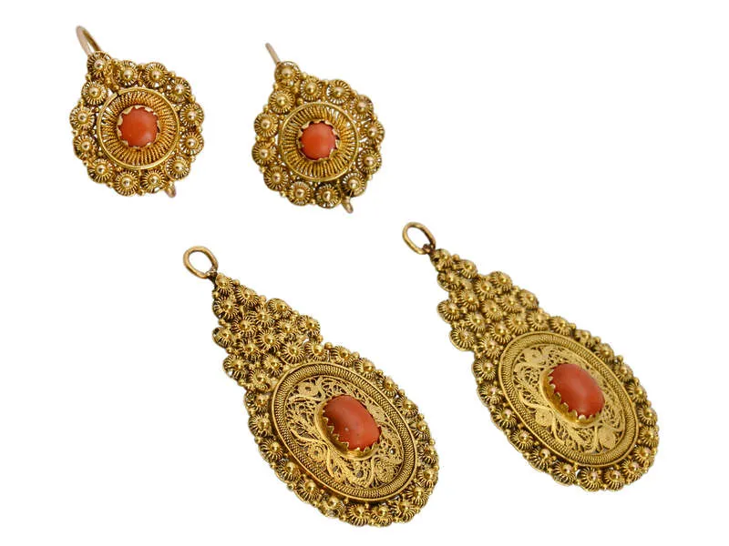 Day Night Coral Filigree Gold Earrings