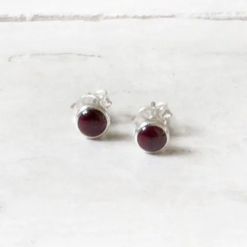 Garnet Round Silver Stud