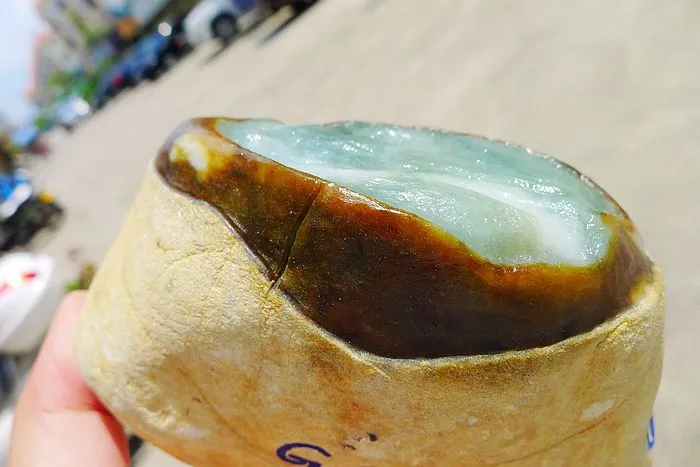 Natural Jade Rough Jadeite Raw (1.14kg,11.6X9.3X6cm)
