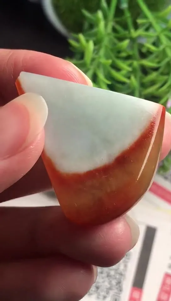 Natural Jade Rough Jadeite Raw (12g,3.4x2.9x0.9cm)-V1131