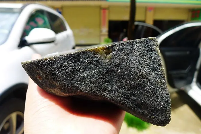 Natural Jade Rough Jadeite Raw (1.96kg,18X9X7.4cm)