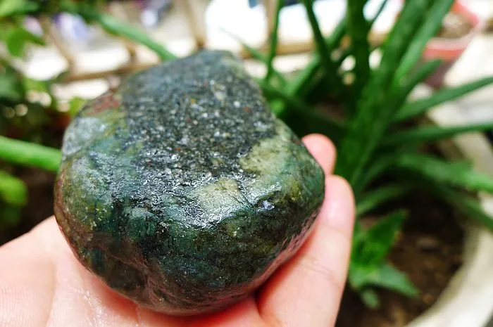Natural Jade Rough Jadeite Raw (458g,10.5X6.6X4cm)