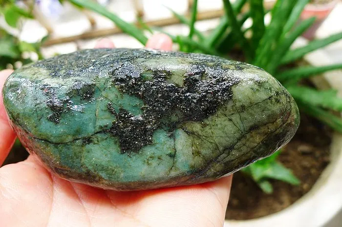 Natural Jade Rough Jadeite Raw (458g,10.5X6.6X4cm)