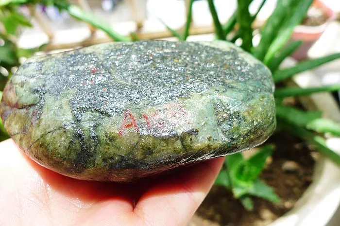 Natural Jade Rough Jadeite Raw (458g,10.5X6.6X4cm)