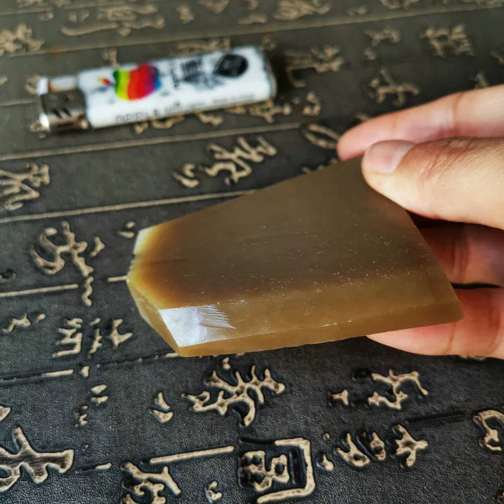 Natural Kunlun Jade Rough Nephrite Raw (118g, 7X6X1cm)