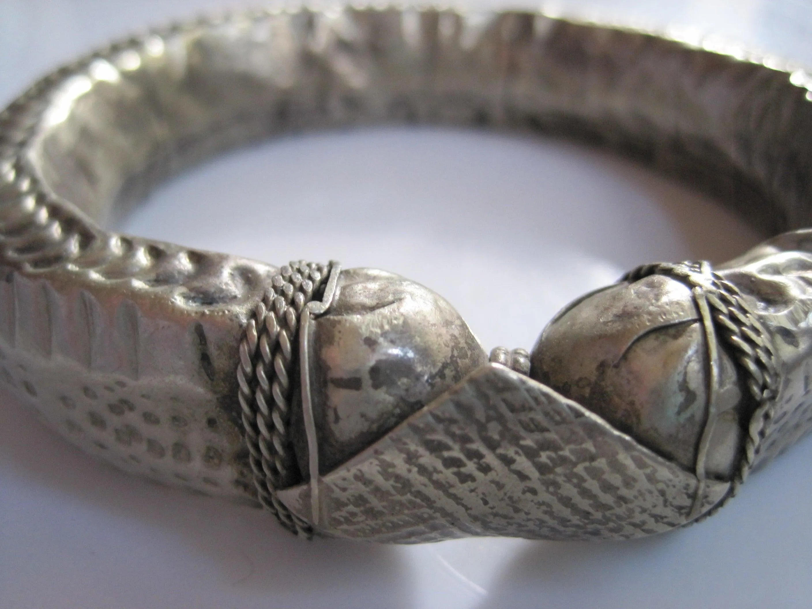 Vintage Yemeni Bedouin Bangle