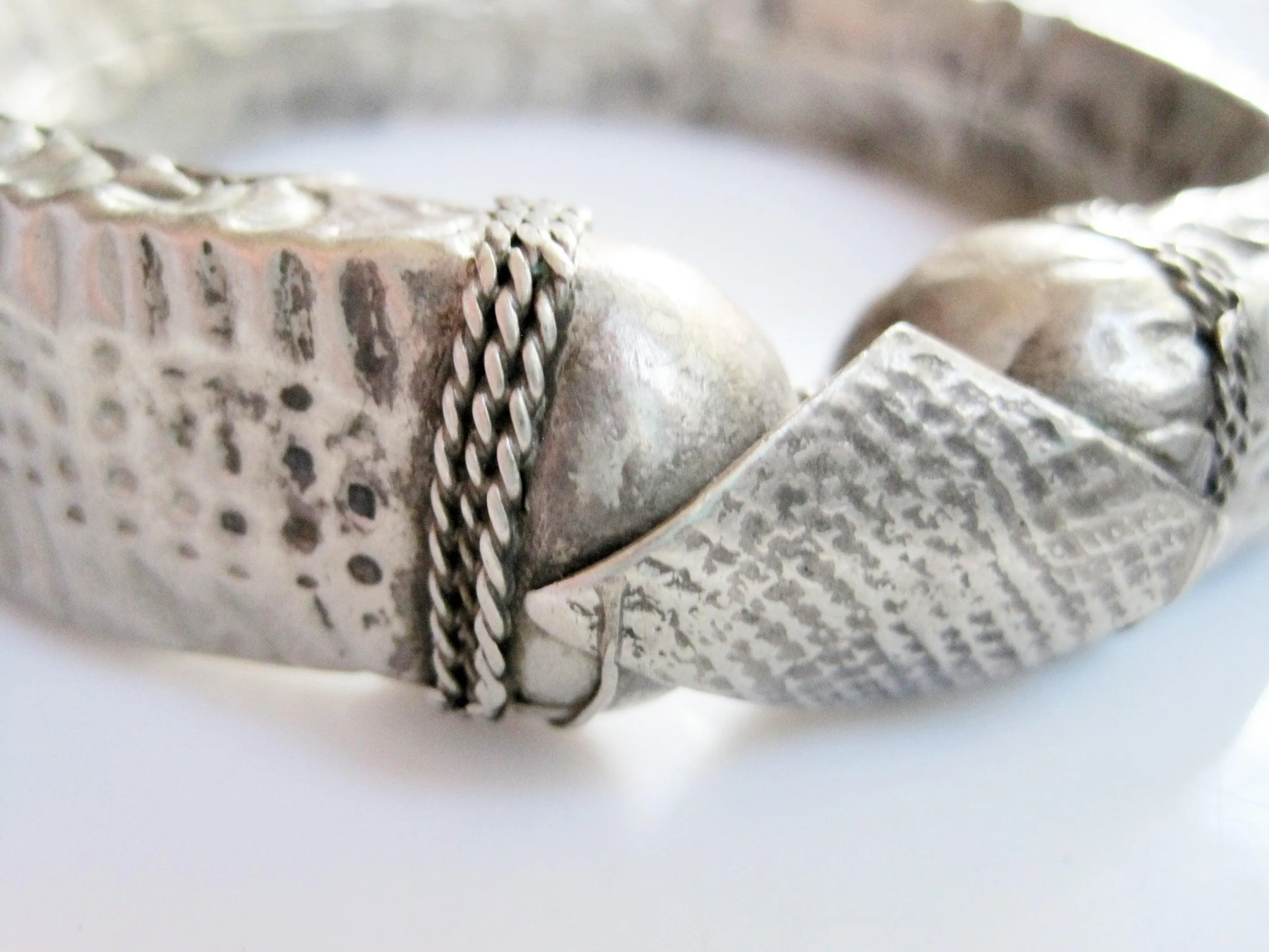 Vintage Yemeni Bedouin Bangle